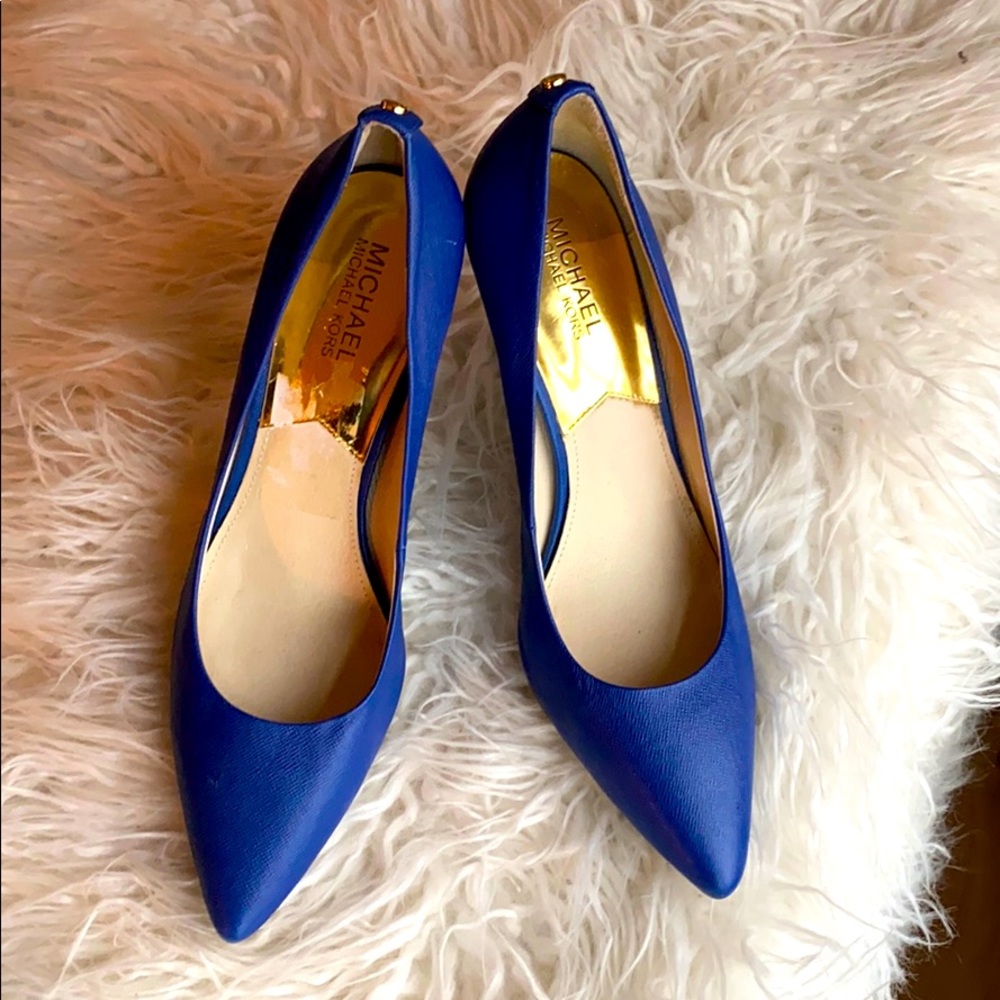 Michael Kors Blue pumps